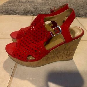 SO BRAND RED CROCHET WEDGES